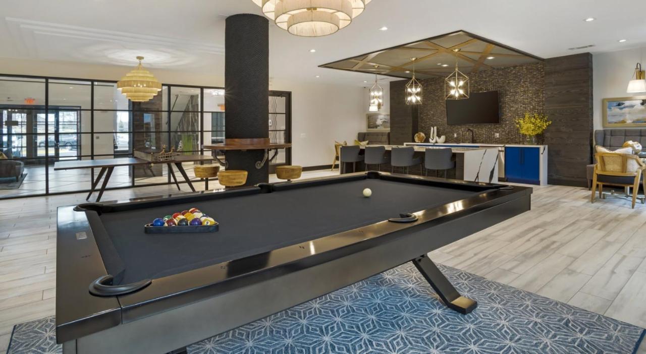 Grand Luxury Premium Vaulted Ceilings Διαμέρισμα Γούντμπριτζ Εξωτερικό φωτογραφία