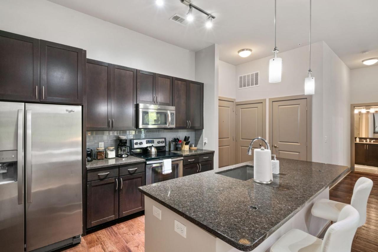 Grand Luxury Premium Vaulted Ceilings Διαμέρισμα Γούντμπριτζ Εξωτερικό φωτογραφία